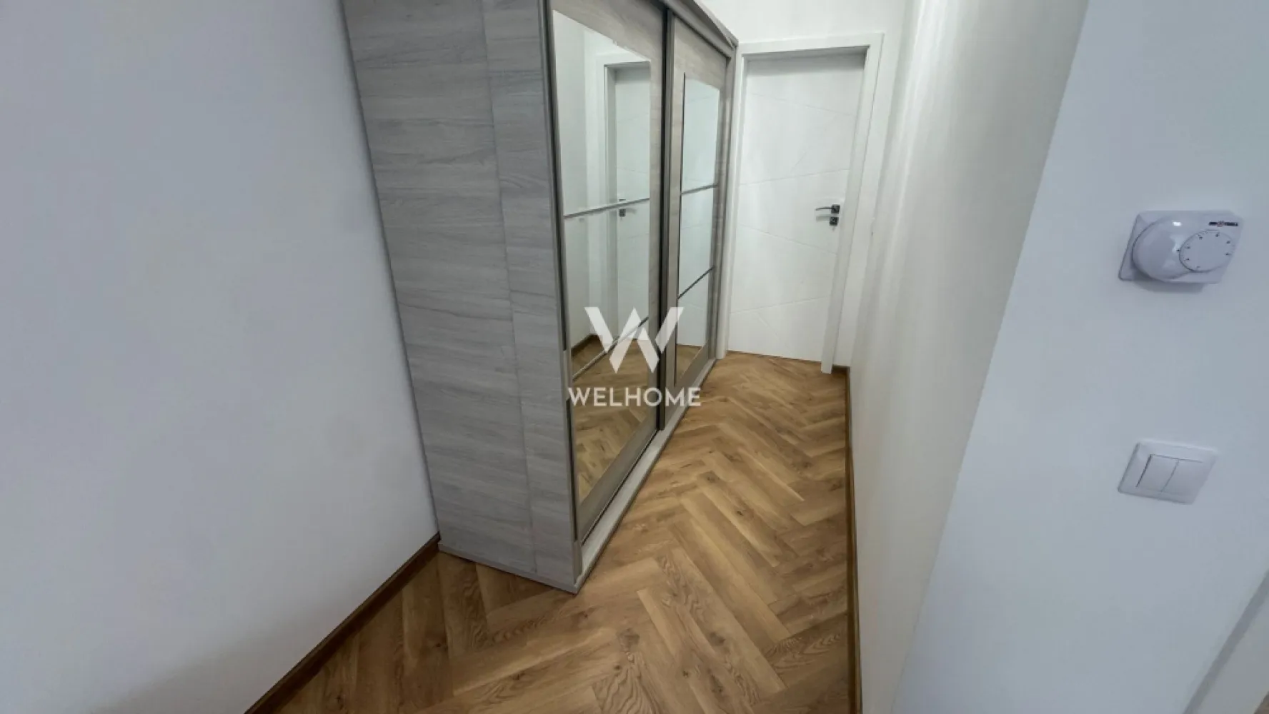 Apartament 3 camere de închiriat – zonă centrală, lângă Mall-ul nou