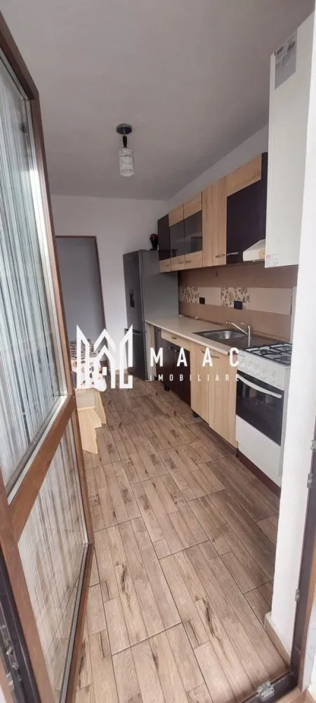 Apartament 2 camere I Lift | Parcare | Doamna Stanca - MAAC Imobiliare vă propune spre închiriere un apartament de 2 camere situat, pe Doamna Stanca. Apartamentul dispune de compartimentare decomandată și este compus din bucătărie închisă cu ieșire pe balcon, living, dormitor și baie. Aferent - loc de parcare. Se percepe chirie in avans și garanție în cuantumul unei chirii lunare. Nu se acceptă animale de companie. Se predă mobilat și utilat. Pentru mai multe detalii, specificați telefonic că ați văzut anunțul cu ID: CP2908018. }}