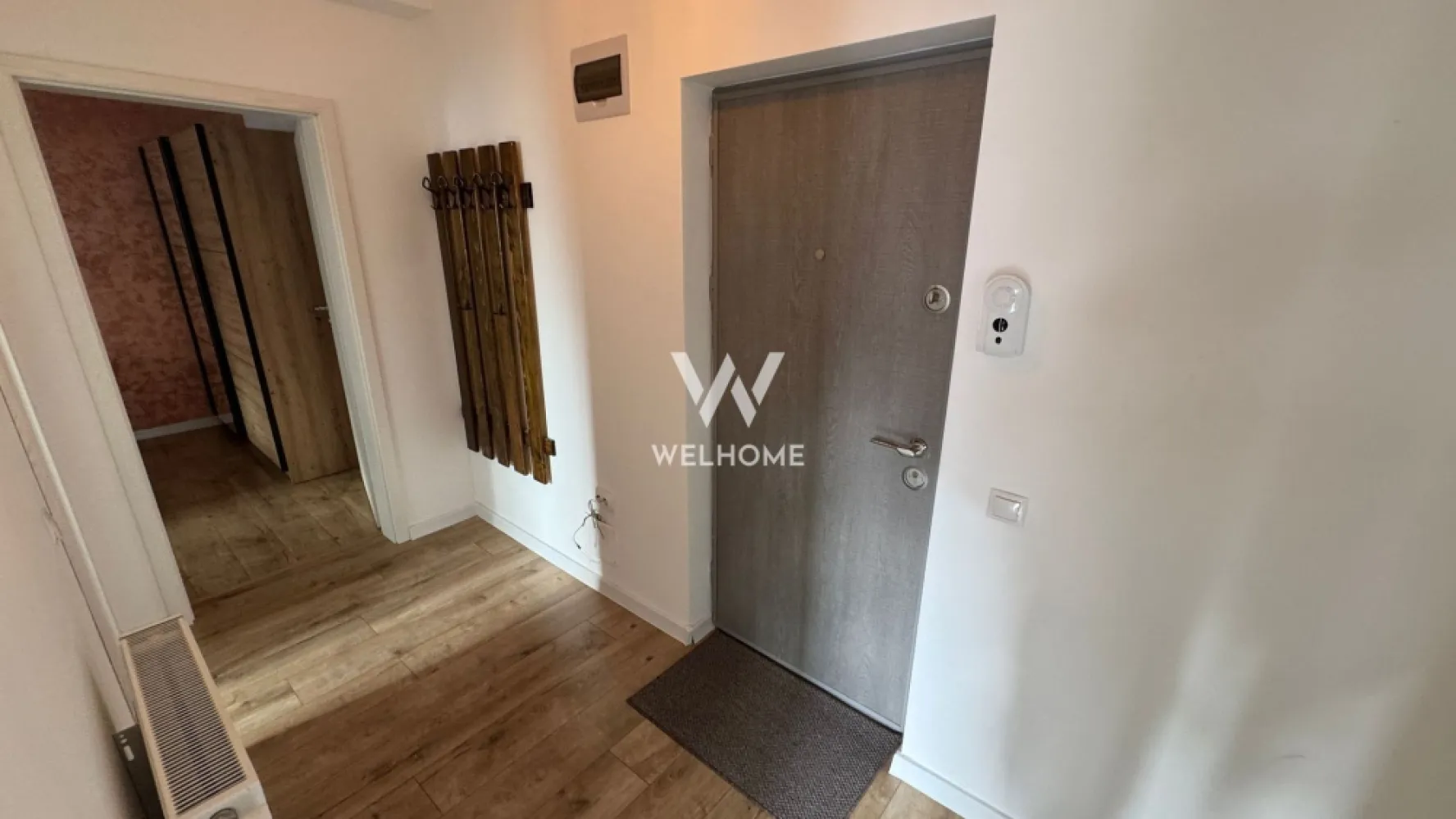 Apartament 2 camere de închiriat – Șelimbăr - Disponibil spre închiriere apartament cu 2 camere, situat în Șelimbăr, într-o zonă liniștită, cu acces rapid către Sibiu, centre comerciale și mijloace de transport. Apartamentul este mobilat și utilat complet, pregătit pentru mutare imediată. Compartimentare: bucătărie separată, living, dormitor, baie, balcon cu spațiu de depozitare Imobilul beneficiază de loc de parcare inclus, oferind un plus de confort. Preț chirie: 480 euro/lună Se percepe garanție și comision agenție. Apartament ideal pentru o persoană sau un cuplu care caută o locuință practică, complet echipată, într-o zonă bine conectată. Programeaza o vizionare! }}