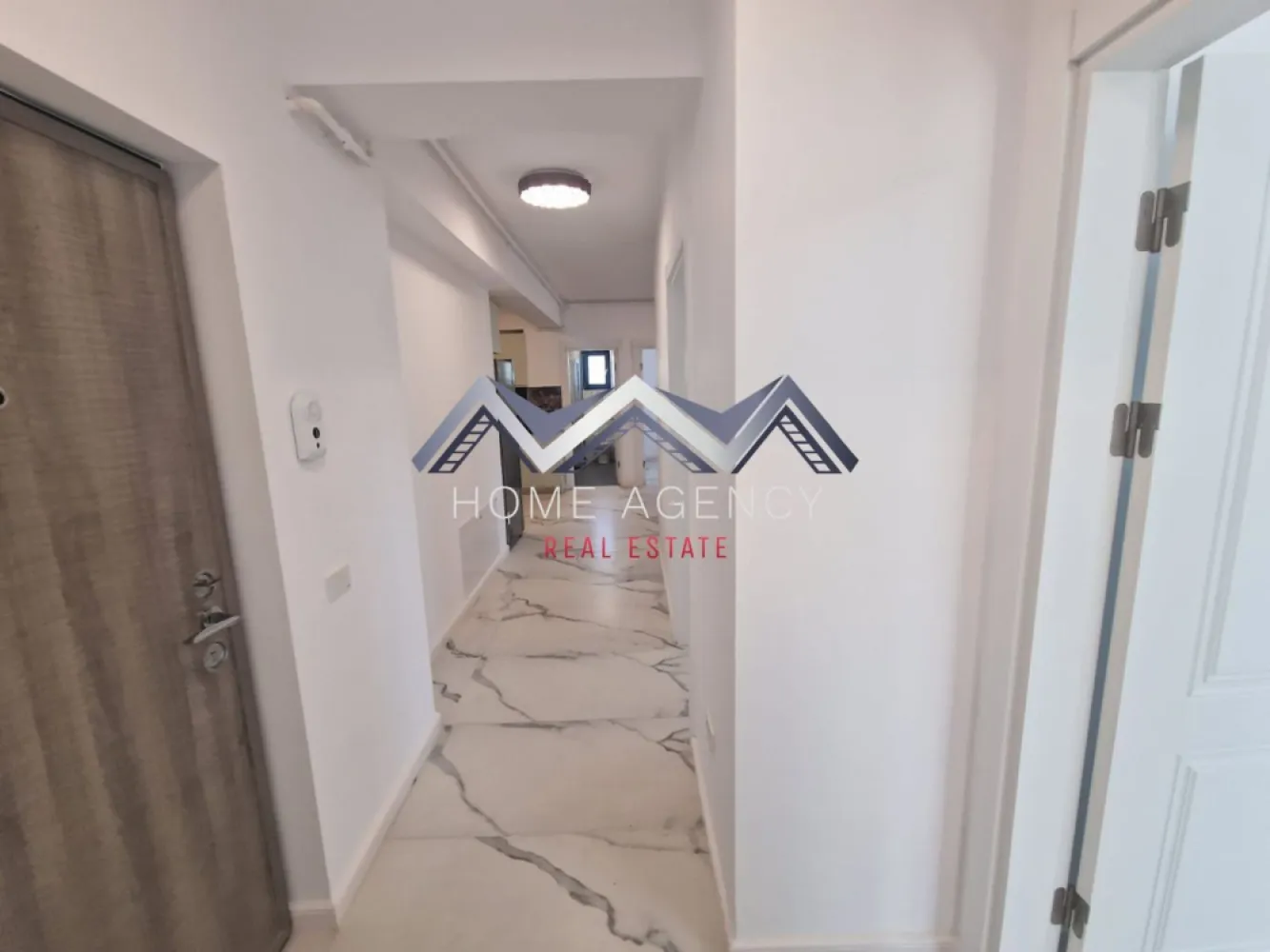 Apartament 4 camere Otopeni Central, nou, 2 locuri de parcare subterane
