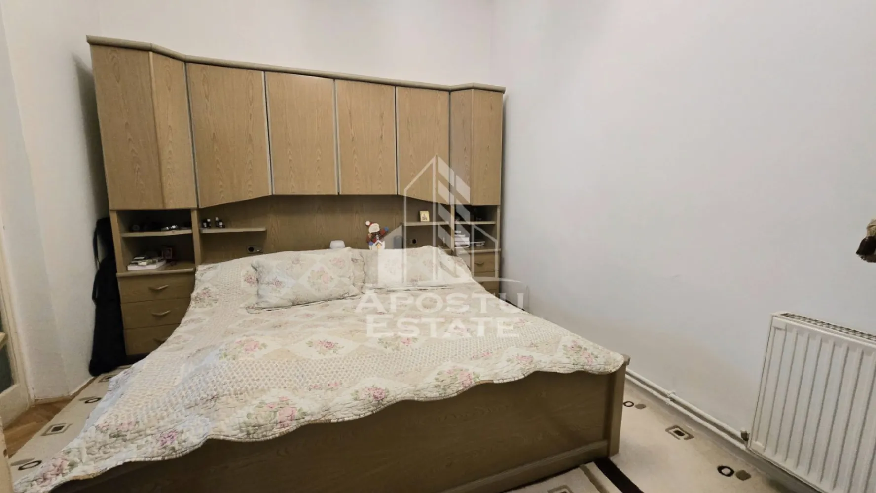 Casa cu 7 camere si 4 bai, centrala proprie, zona Odobescu