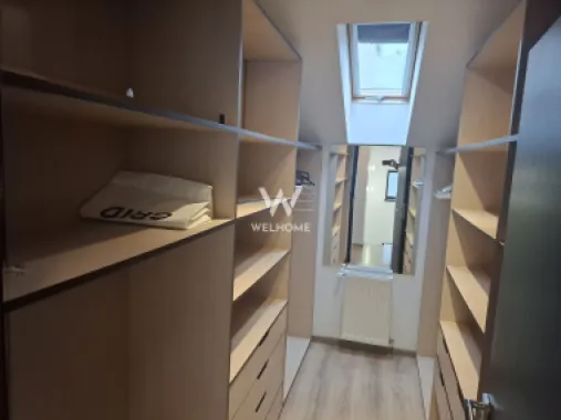 Casa individuala cu pivnita in Sura Mica, zona Salii de sport - Sibiu