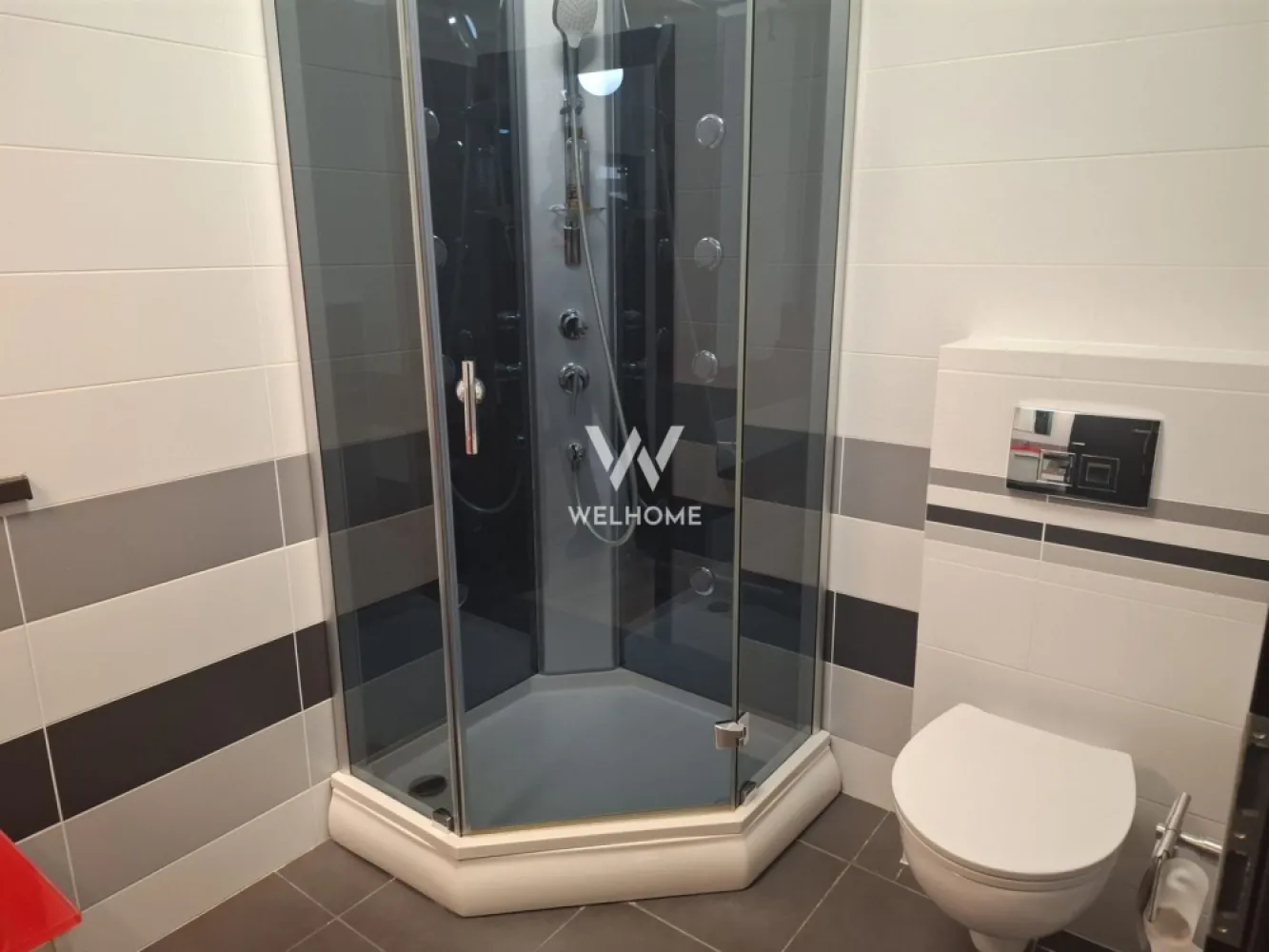 Casa individuala cu pivnita in Sura Mica, zona Salii de sport - Sibiu