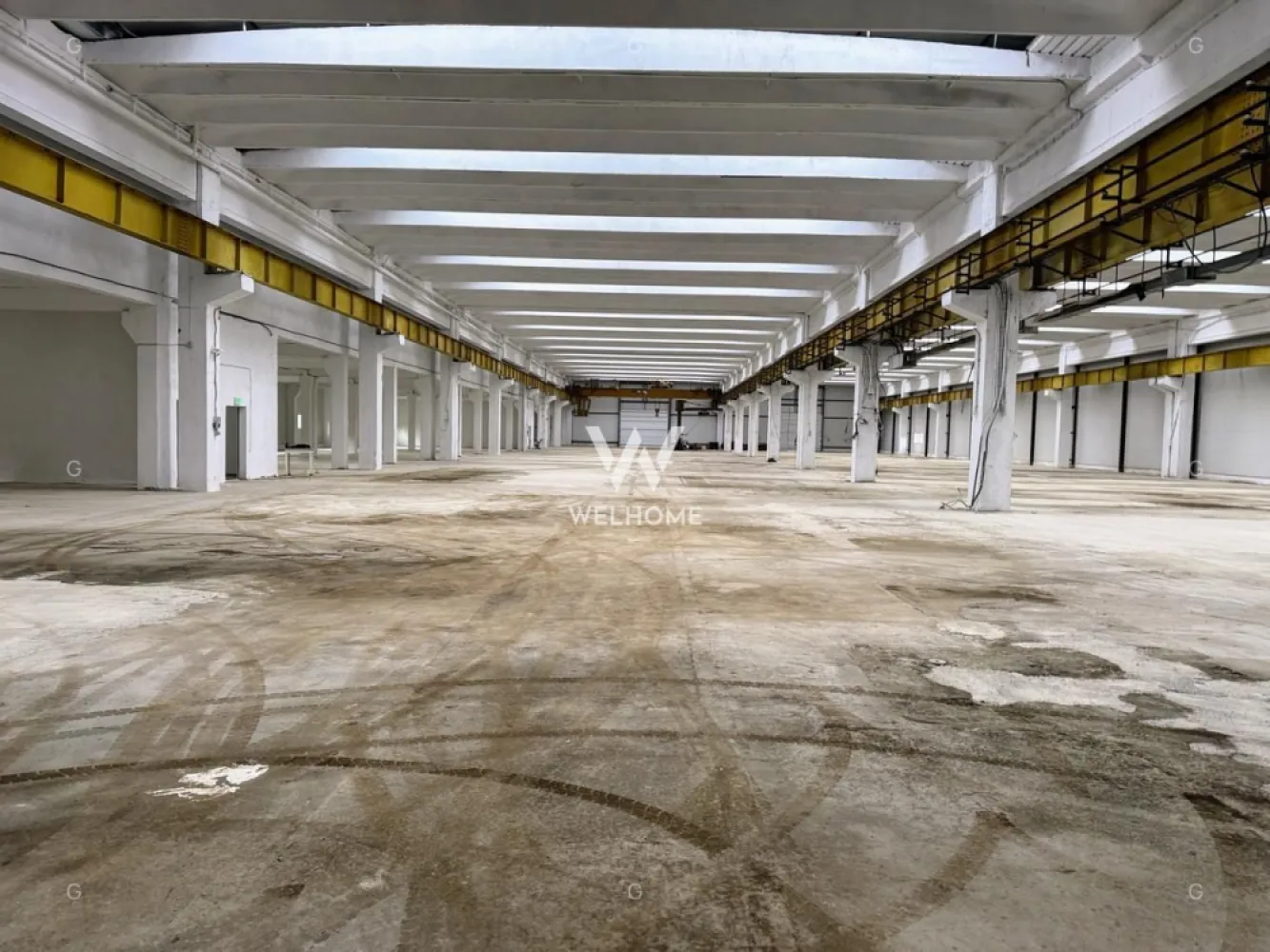 SPATIU INDUSTRIAL, 6857 MP - recent renovat-pod rulant-1000kw - Marsa