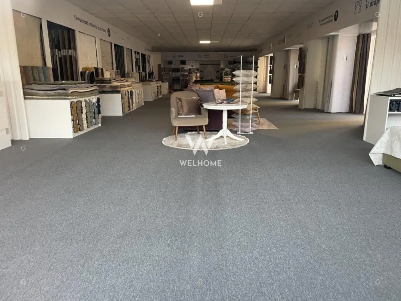 Showroom 300mp Soseaua Alba Iulia cu vitrina mare - DE ÎNCHIRIAT – SPAȚIU COMERCIAL PREMIUM Poziție excelentă | Trafic intens | Vitrină 30 m Îți prezentăm un spațiu comercial premium, situat la parter, pe una dintre cele mai circulate artere din oraș – oferind vizibilitate maximă și expunere ideală pentru orice tip de business. Potrivit atât pentru extindere, relocare, cât și pentru un nou start într-o zonă de top! CARACTERISTICI PRINCIPALE: Spațiu comercial / showroom modern și elegant Parter, acces direct din stradă 🚶‍♂️ Configurație open-space, luminos, ușor de compartimentat Vitrină panoramică – aprox. 30 m Terasă privată cu parcare dedicată – aprox. 30 mp DETALII TEHNICE: Înălțime: 3 m (tavan casetat) / până la 6 m (acoperiș) – posibilitate mezanin Utilități complete: curent, apă, gaz, internet Acces marfă separat, ideal pentru aprovizionare rapidă și logistică eficientă POTENȚIAL DE BUSINESS: Ideal pentru: Showroom-uri – mobilier, design interior, echipamente Servicii – clinică medicală, stomatologie, birouri Retail premium – magazin flagship sau produse de lux. }}
