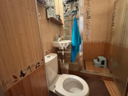 Apartament spațios cu 3 camere, 2 băi și balcoane generoase