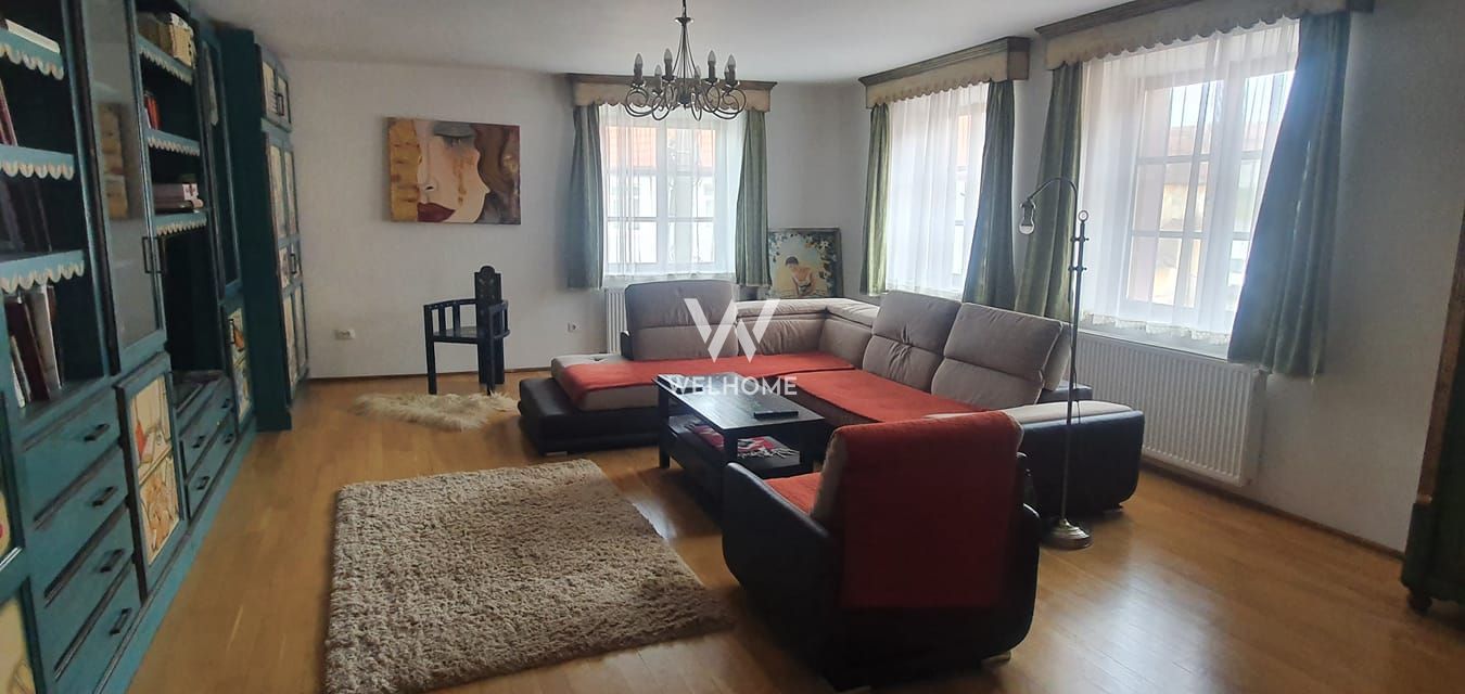 Casa single, spatiu productie/atelier, in Cisnadioara, Sibiu