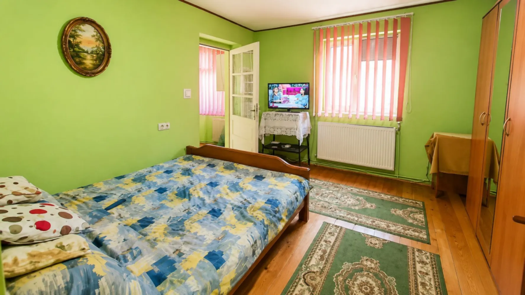 Casă individuală, teren generos de 1.348mp, poziție centrală, Giarmata