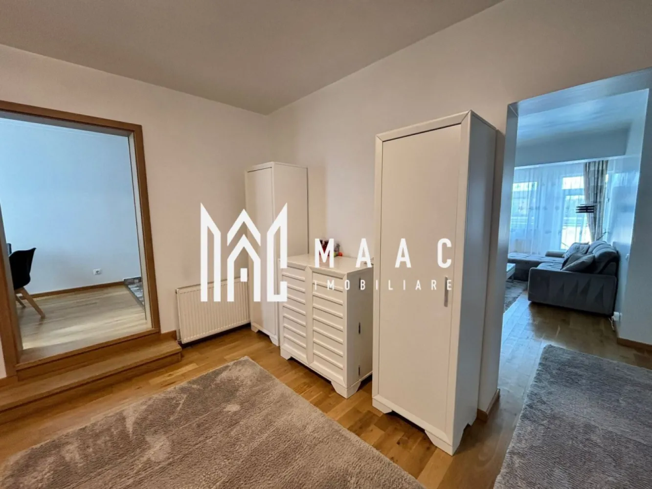 Apartament 4 camere | Curte 400 MP | 180 MPU | Terezian