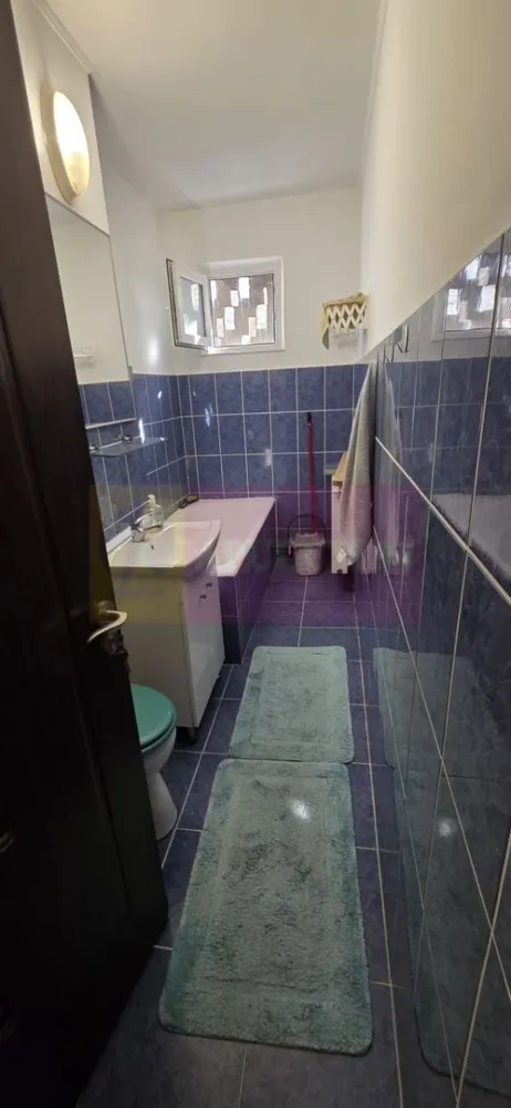 Apartament cu 2 camere, et 1 in Campina