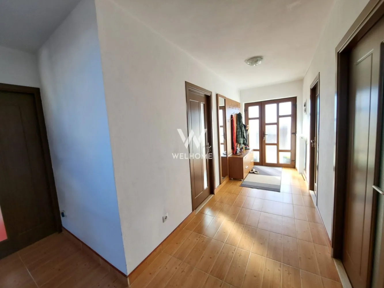 Casa spatioasa si utila, 5 camere, garaj, pivnita - Sibiu