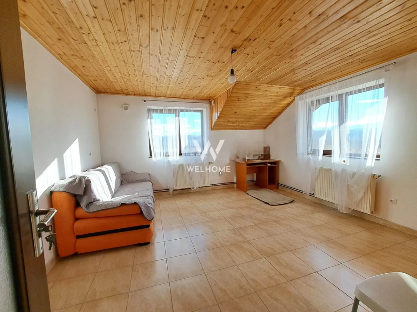 Casa spatioasa si utila, 5 camere, garaj, pivnita - Sibiu