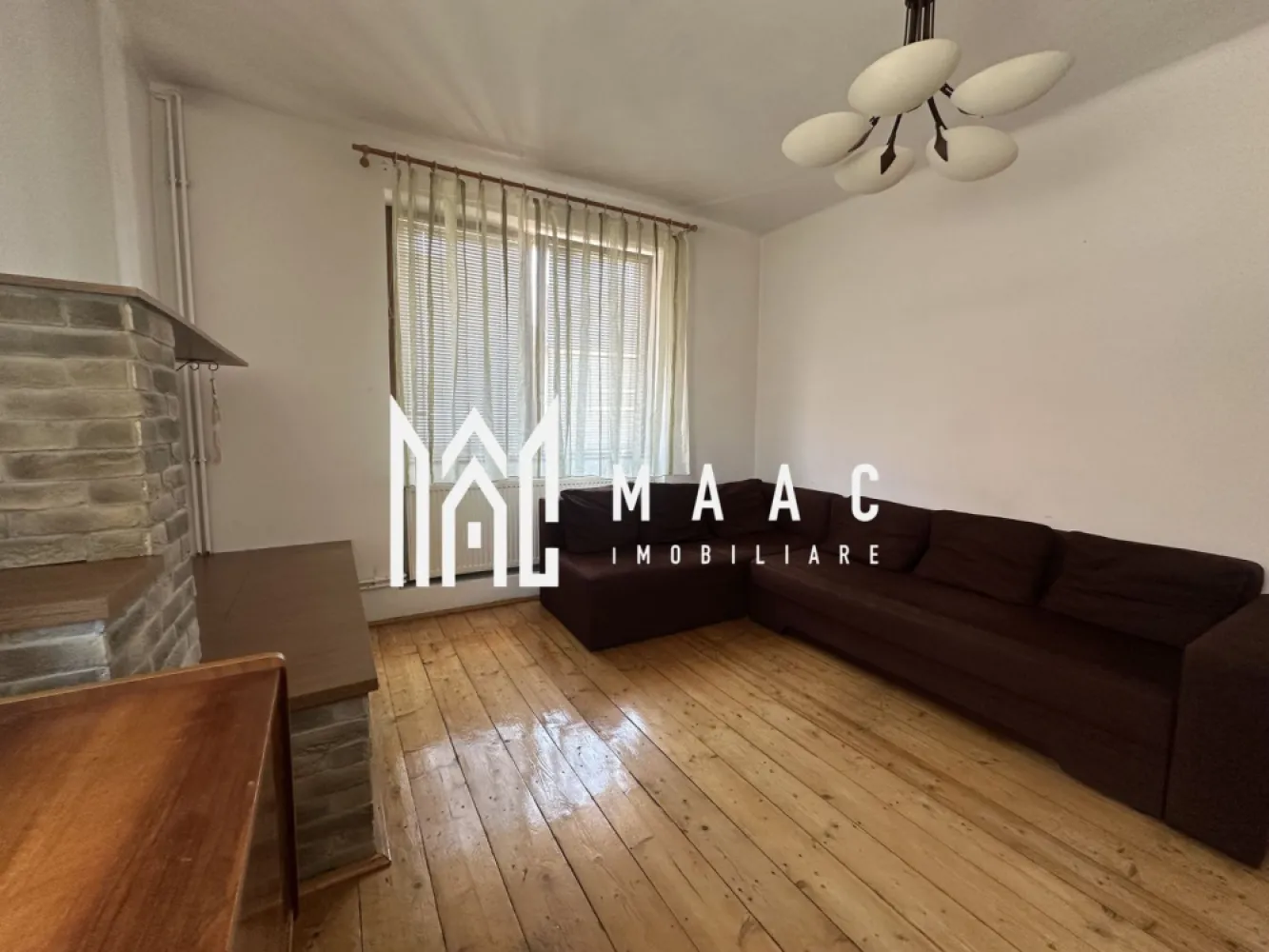 Casa 3 Camere | Curte | 2 Bai | Turnisor - MAAC imobiliare va propune spre închiriere o casa de 3 camere situata în cartierul Turnisor 

Compartimentare: 
Parter: 
Living 
Bucătărie închisă 
Baie 

Etaj; 
Două dormitoare 
Baie 

Caracteristici: 
100MP
Carte de 300 MP
Curte proprie
Zonă liniștită, potrivită pentru familii
Acces facil către magazine, școli, mijloace de transport și alte puncte de interes

Pentru mai multe informații si programarea unei vizionari sa ne contactați menționând ID-ul proprietății: CP3187740.