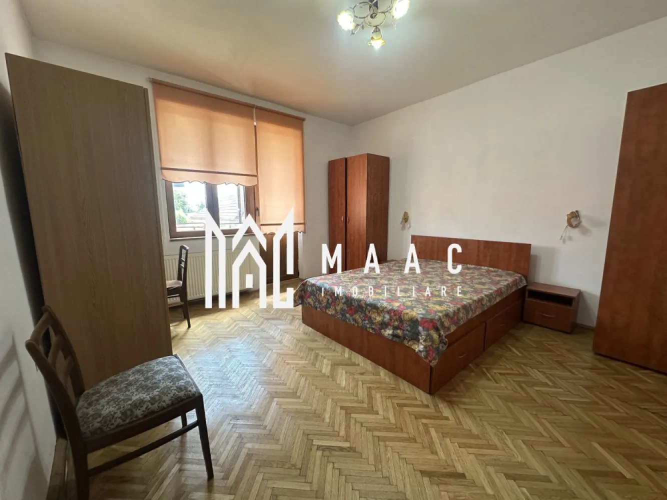 Casa 3 Camere | Curte | 2 Bai | Turnisor - MAAC imobiliare va propune spre închiriere o casa de 3 camere situata în cartierul Turnisor 

Compartimentare: 
Parter: 
Living 
Bucătărie închisă 
Baie 

Etaj; 
Două dormitoare 
Baie 

Caracteristici: 
100MP
Carte de 300 MP
Curte proprie
Zonă liniștită, potrivită pentru familii
Acces facil către magazine, școli, mijloace de transport și alte puncte de interes

Pentru mai multe informații si programarea unei vizionari sa ne contactați menționând ID-ul proprietății: CP3187740.