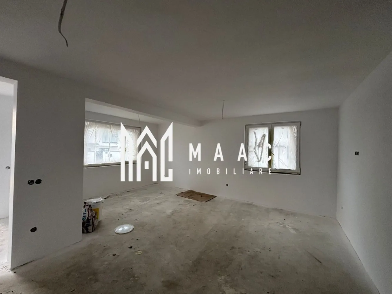 Casa Quadruplex | 4 Camere | 110MPU | Curte 60MP | 2 Balcoane