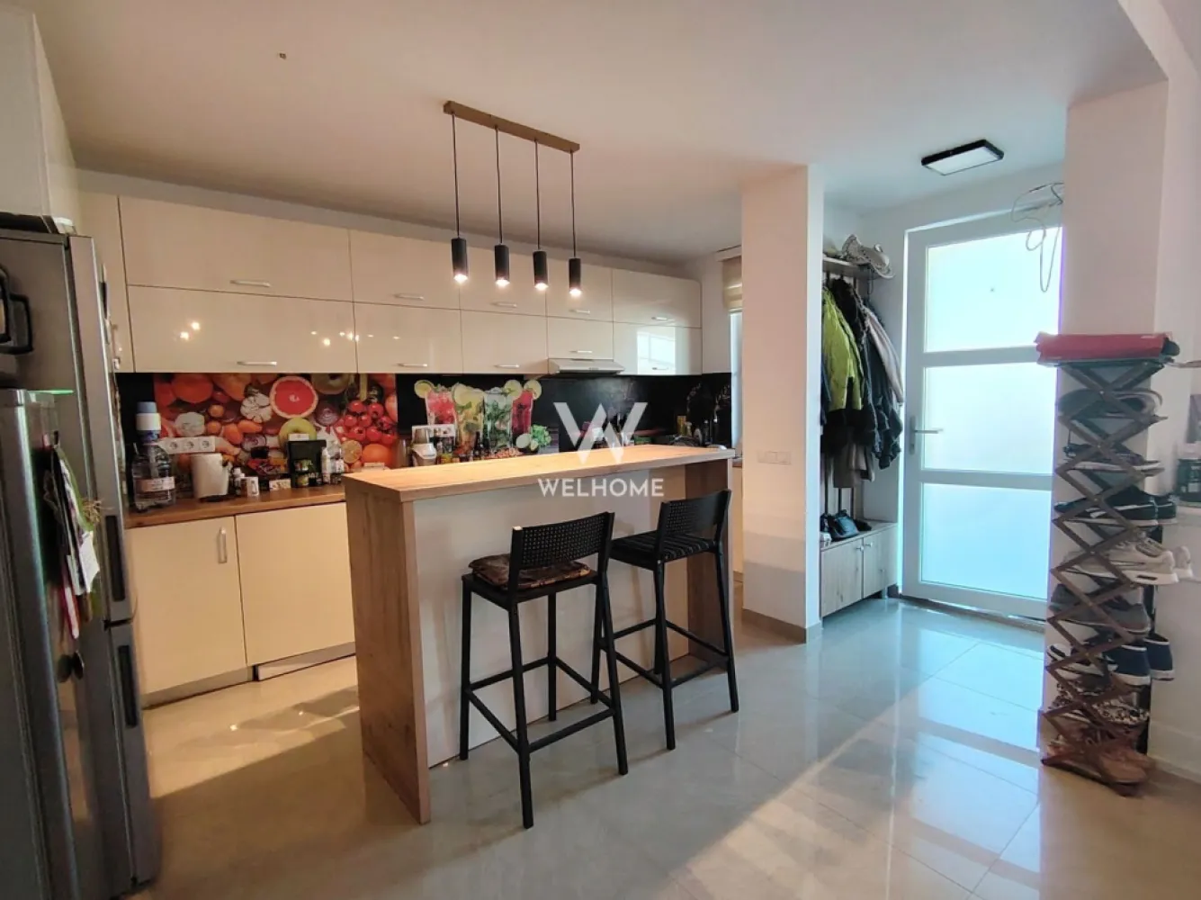 Casa la pret de apartament !! 4 camere 2 bai