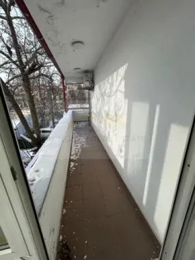 Etaj 2 clădire de birouri de închiriat – Sector 4, zona Piața Progresul