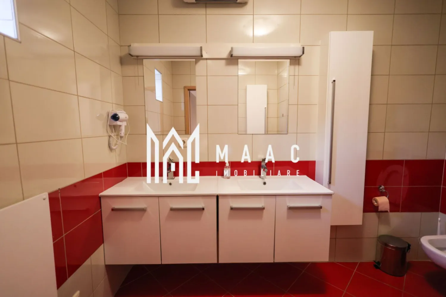 2 Case | 8 Camere | Teren 1180 | Porumbacu de Sus