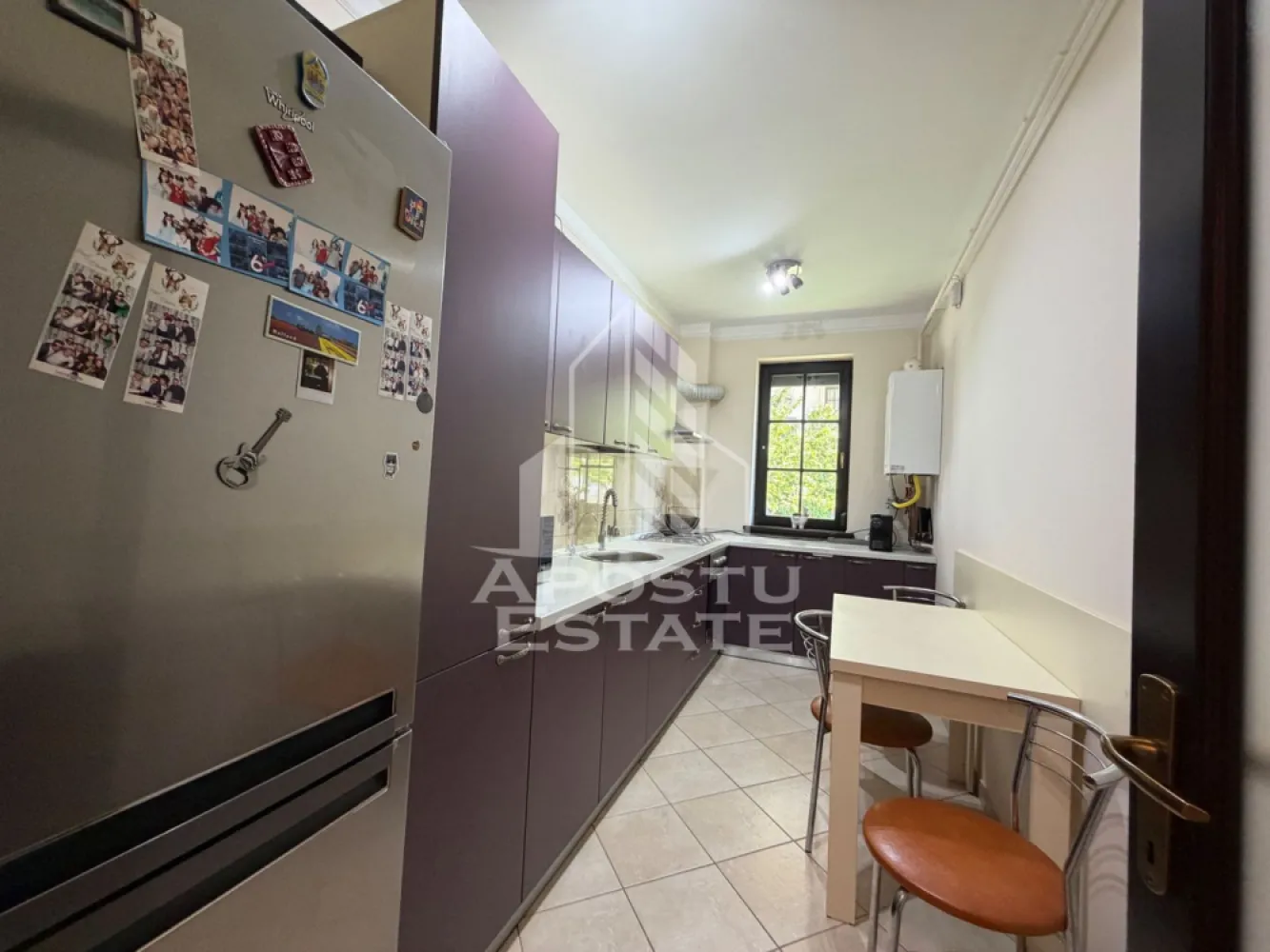 Apartament cu 2 camere, la parter, loc de parcare, in Mehala