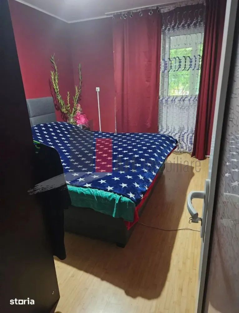 Vânzare apartament 3 camere Bd. Obregia - Turnu Măgurele