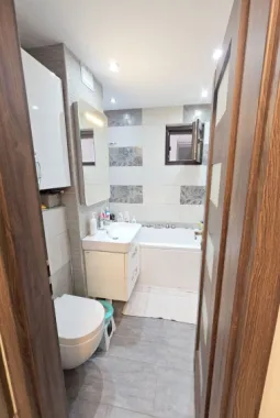 Apartament 2 camere decomandat de vânzare – Mazepa – 57 mp