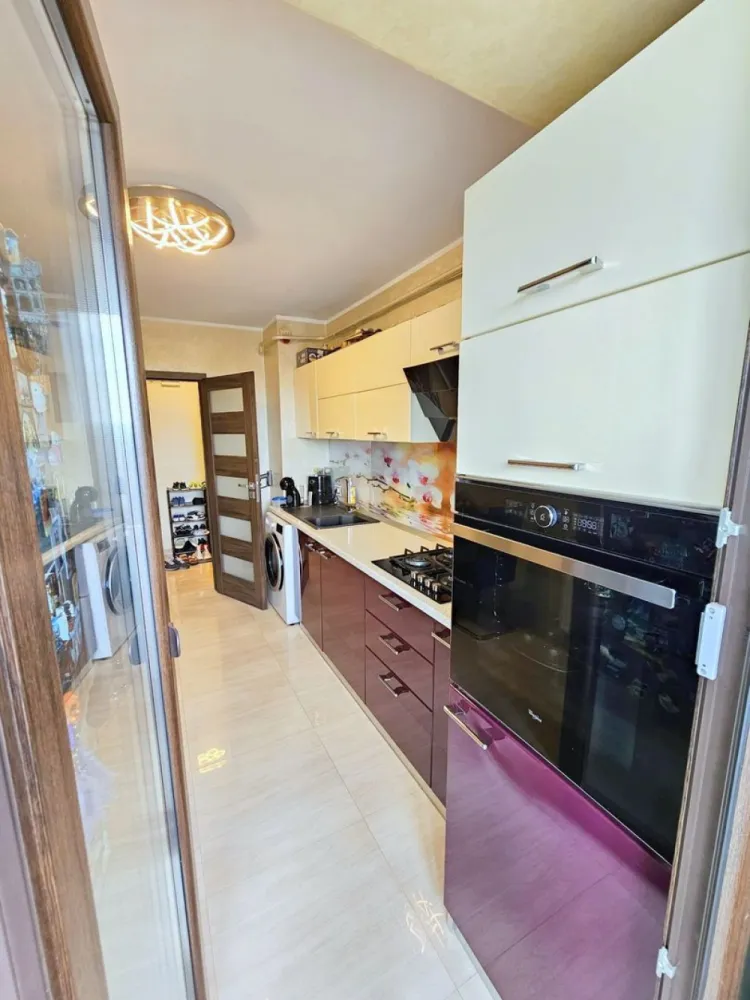 Apartament 2 camere decomandat de vânzare – Mazepa – 57 mp