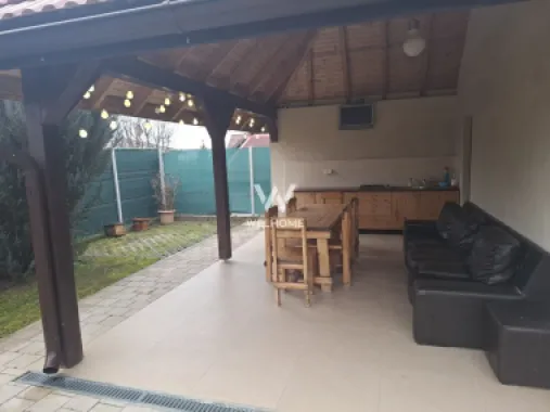 Casa individuala cu pivnita in Sura Mica, zona Salii de sport - Sibiu