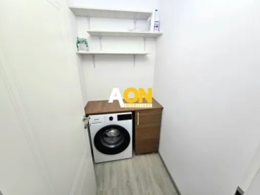 Apartament cu 3 Camere de Închiriat, Bloc Nou, Zona Liceului Economic