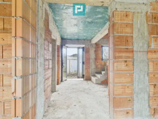 Duplex solid 120 mp, intimitate și calm in Chisoda