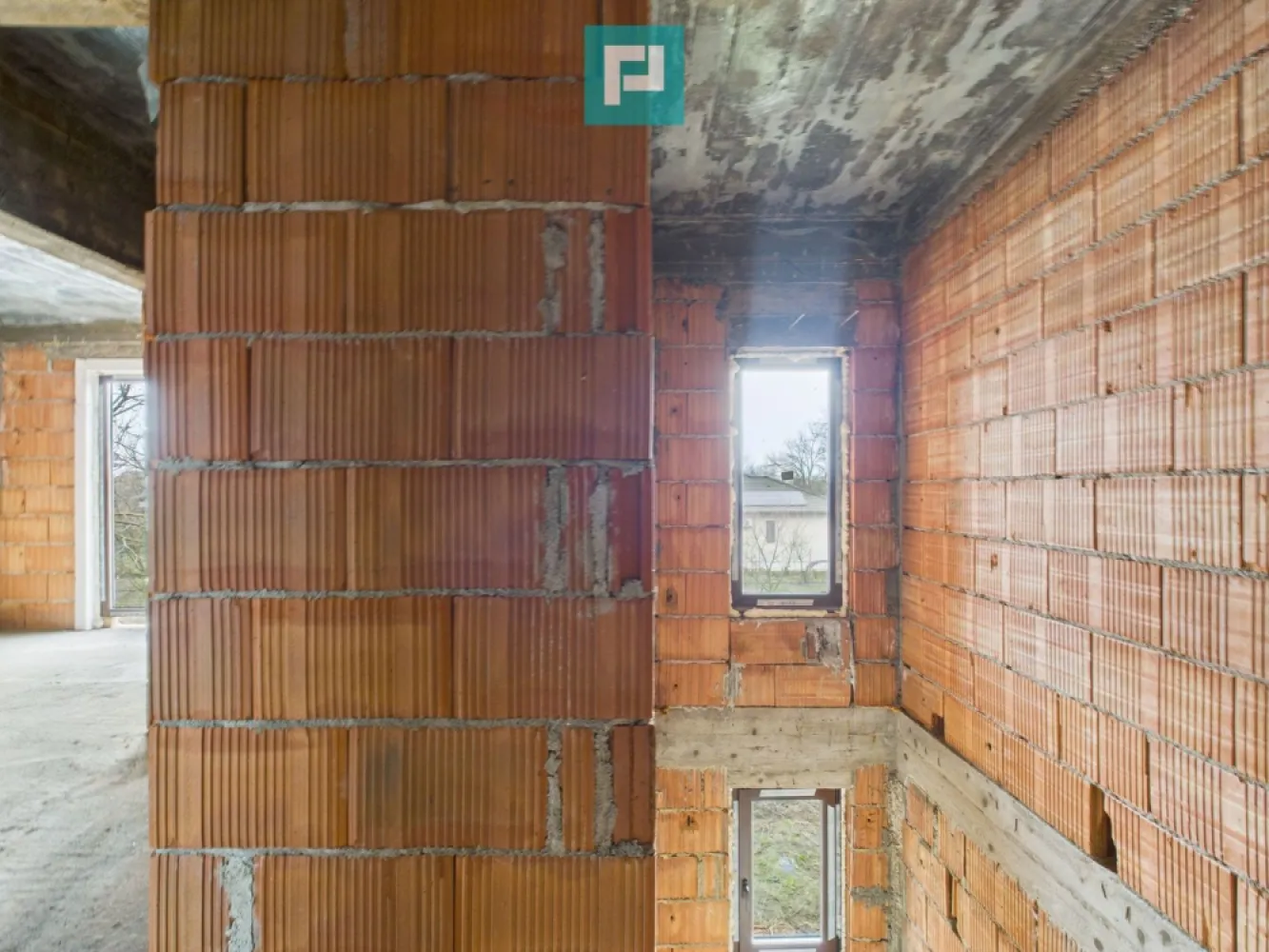 Duplex solid 120 mp, intimitate și calm in Chisoda