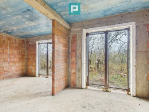 Duplex solid 120 mp, intimitate și calm in Chisoda