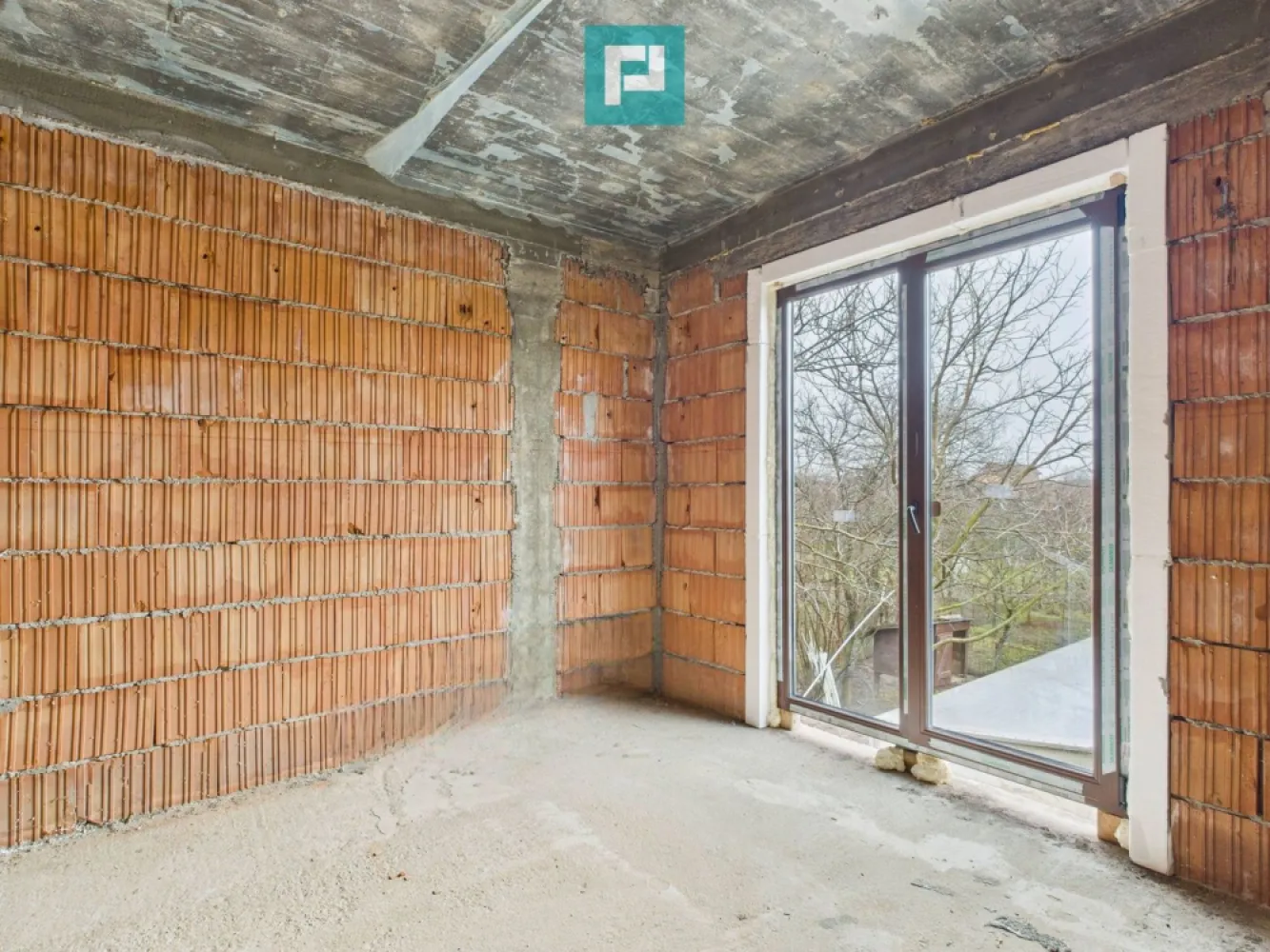 Duplex solid 120 mp, intimitate și calm in Chisoda