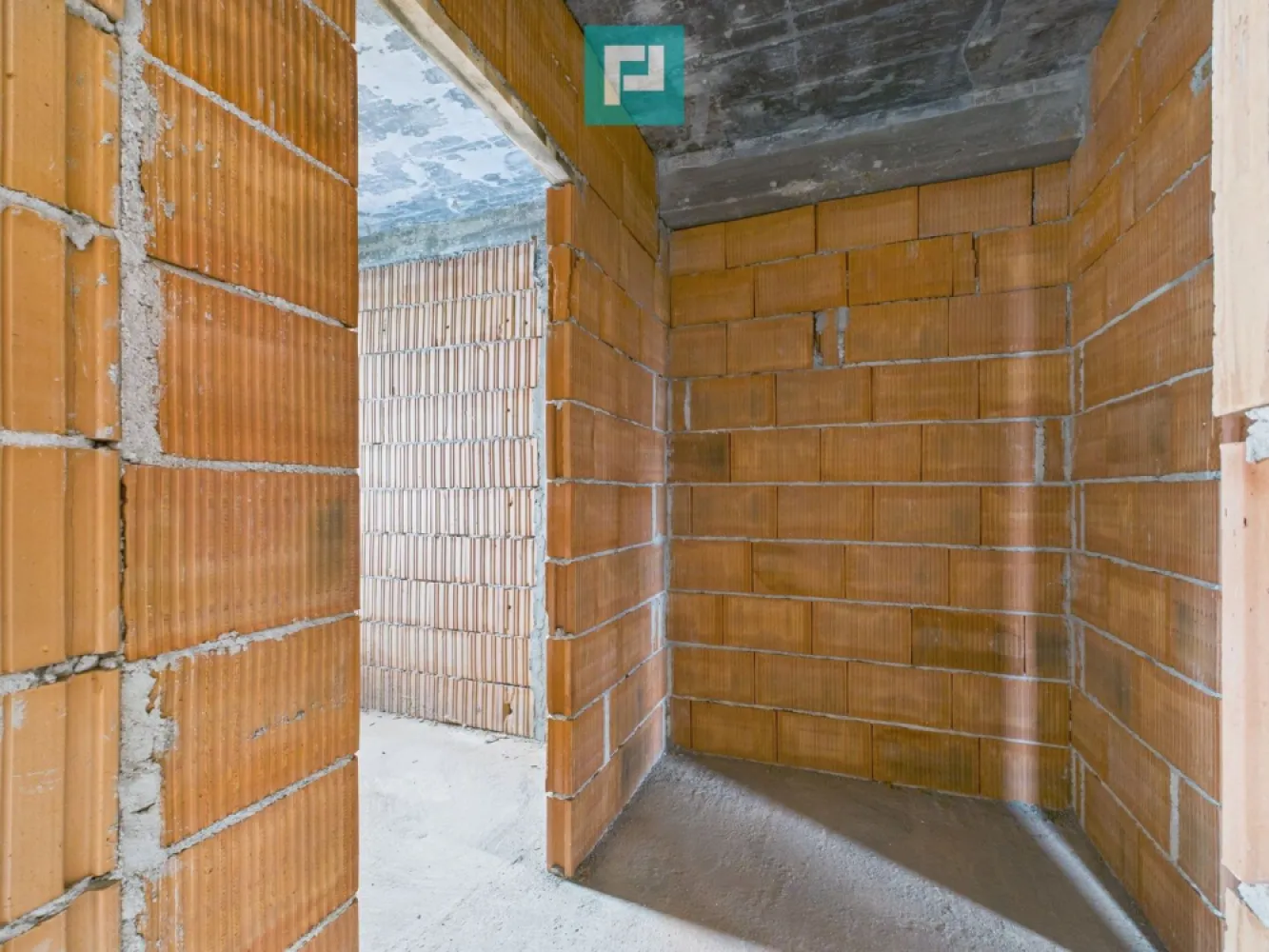 Duplex solid 120 mp, intimitate și calm in Chisoda