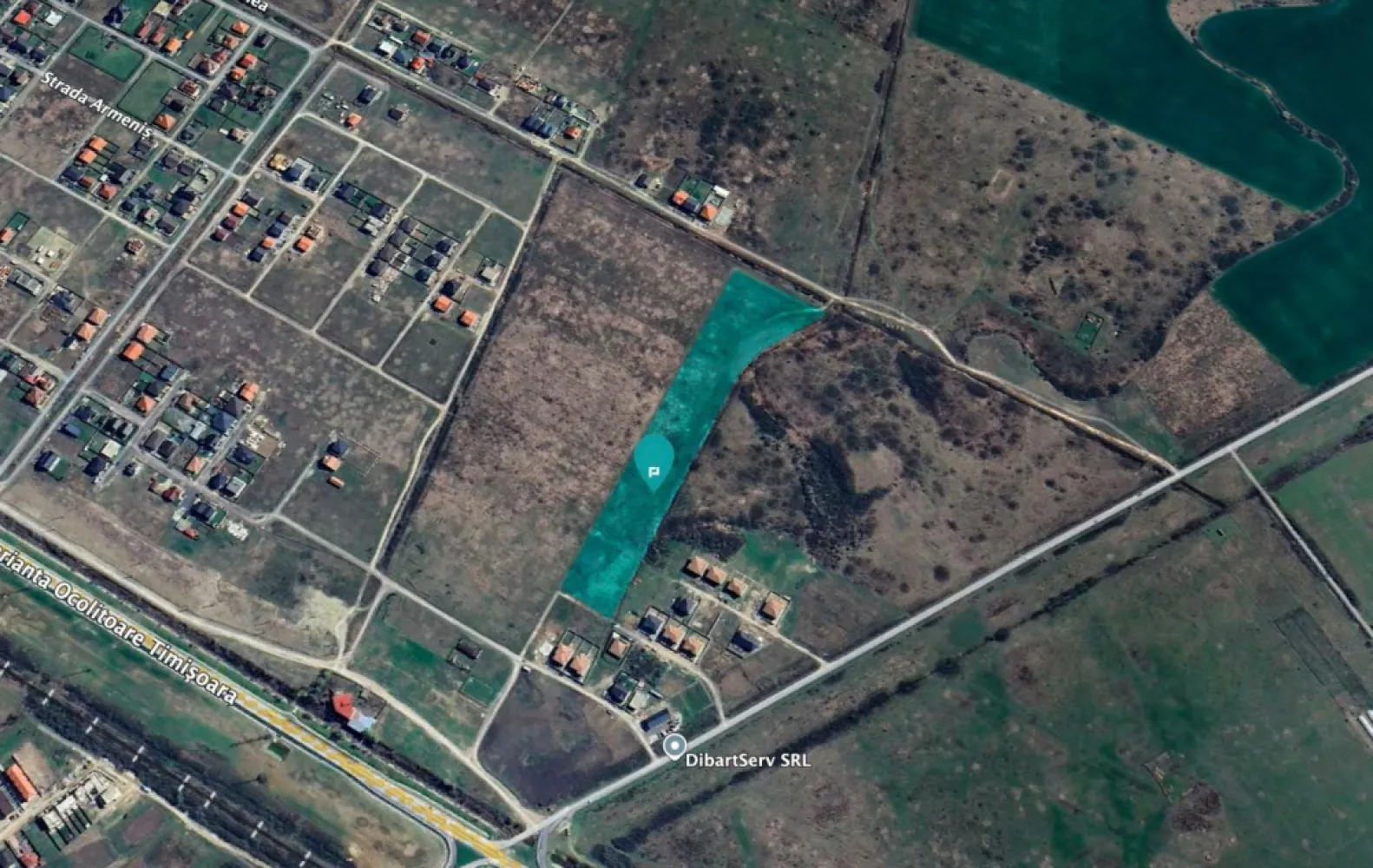 Parcele teren intravilan – Moșnița Nouă - Oferim spre vânzare două parcele de teren intravilan, cu suprafețe 798 și 828 mp, ideale pentru construcția de locuințe colective, situate în Moșnița Nouă, într-o zonă în plină dezvoltare Caracteristici urbanistice: • Regim de înălțime: P+1E+M • POT: 40% • CUT: 1.4 • Destinație: rezidențial – locuințe colective cu SAD la parter Avantaje: • Autorizație de construcție la zi • Parcele cu forme regulate, ușor de construit • Străzi cuprinse în planul de asfaltare pentru anul 2026 • Utilități (apă, canalizare, curent, gaz) în curs de finalizare • Zonă liniștită, cu construcții noi • Potrivite atât pentru locuință proprie, cât și pentru investiție Acces facil către Timișoara, într-una dintre cele mai dinamice zone rezidențiale din Moșnița Nouă. Pentru informații suplimentare, plan parcelar, prețuri și disponibilitate, vă stăm la dispoziție: Daniela Ianc- 0722375289 daniela.ianc@propertylab.ro Remus Beiusanu- 0785 997 537 remus.beiusanu@propertylab.ro CP2896088 }}