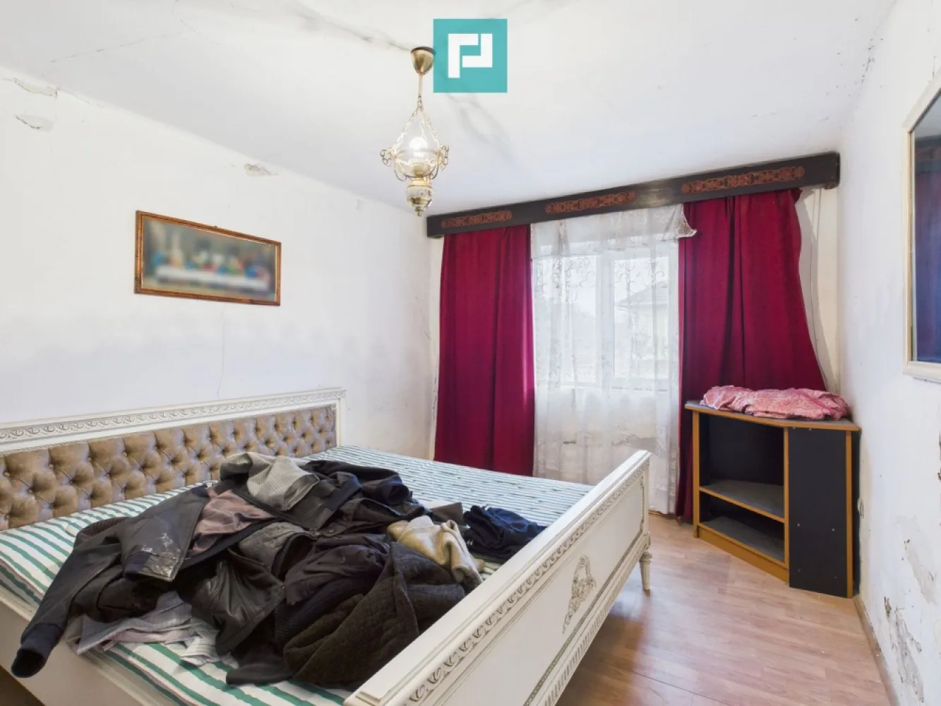 Casă cu 2 corpuri și 5 camere în Livada