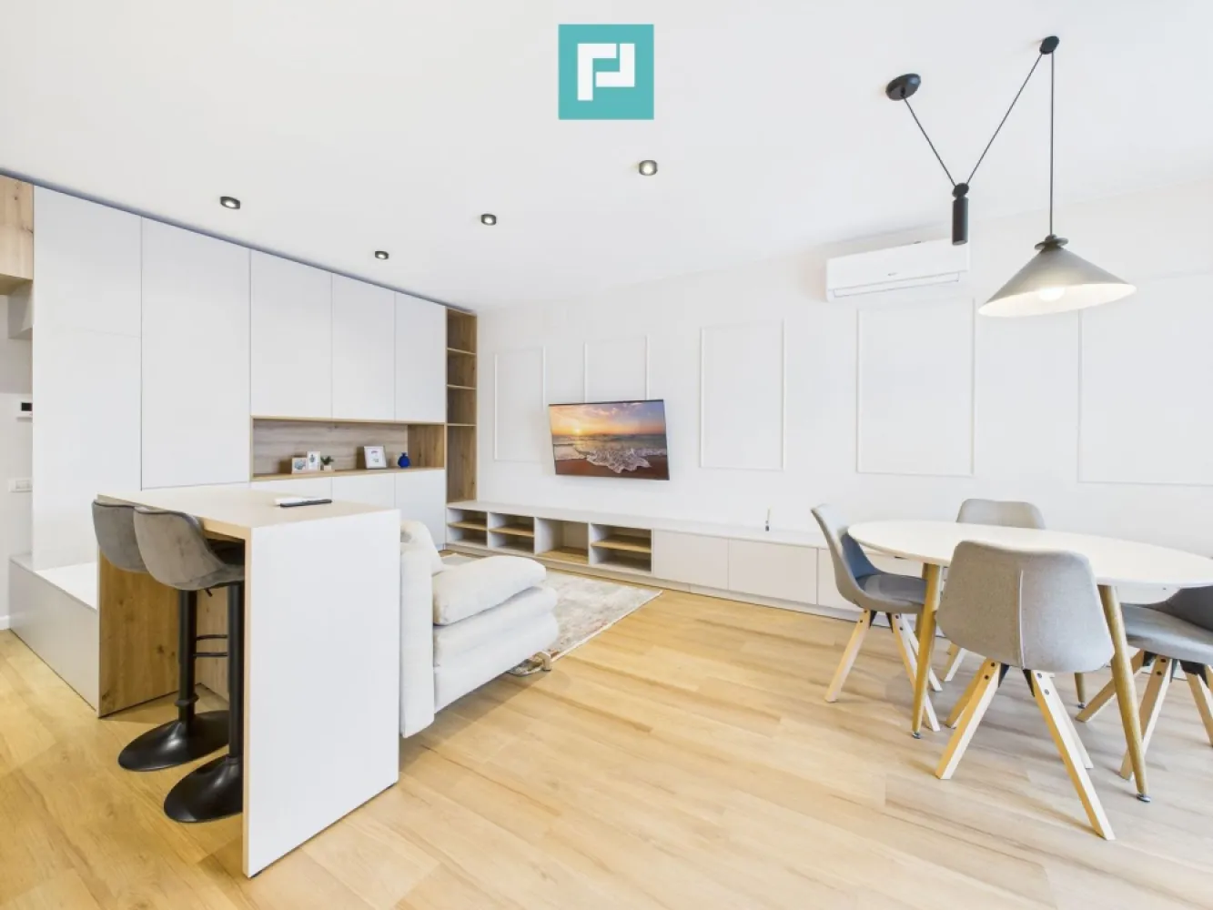 Apartament spațios, vedere și facilități premium