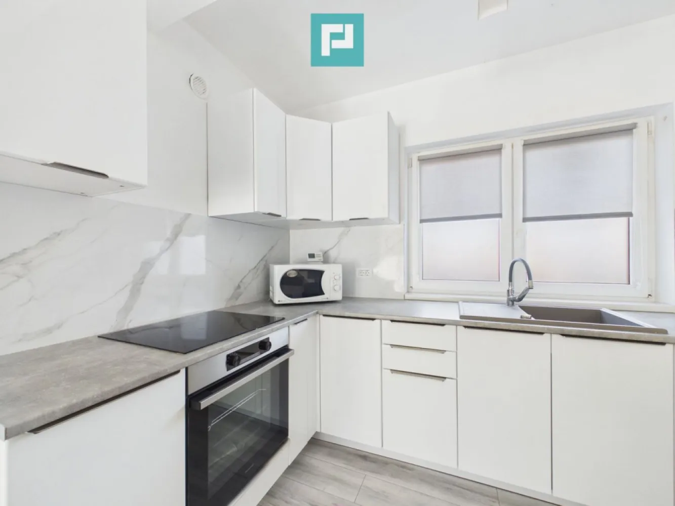 Casă înșiruită în Via Carmina- Vladmirescu