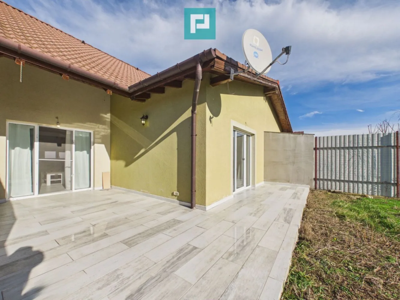 Casă înșiruită în Via Carmina- Vladmirescu