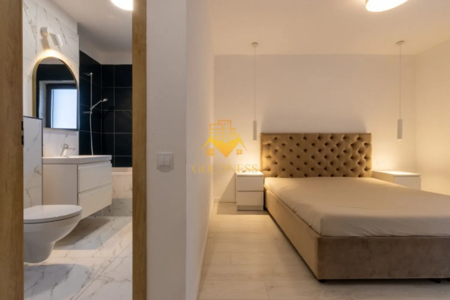 3 camere, 2 bai, parcare, bloc nou, Floresti, Tineretului, Avram Iancu - GOLDNESS Imobiliare vă propune spre închiriere un apartament cu 3 camere complet mobilat și utilat, la etajul 1 într-un imobil de 5 etaje, în Floresti. 
Apartamentul este compartimentat astfel:
 - dormitor cu pat matrimonial, dressing, noptiere, TV
 - dormitor cu pat, spatiu pentru depozitare
 - living cu bucatarie open-space complet utilată, canapea extensibila, loc de servit masa, TV
 - baie cu cada, port prosop și dulap pentru depozitare.
 - baie de serviciu
 - balcon de 5 mp.
 - logie de 7 mp

Imobilul este dotat cu toate cele necesare- centrală proprie, mașină de spălat haine, masina de spalat vase, frigider, plită electrică, hotă, etc. 
Se află în apropierea stațiilor de transport în comun, magazine, restaurante, spații verzi, farmacii, etc. 
Dispune de parcare !

Dacă sunteți interesați de acest apartament și doriți să îl vizionați, dar și pentru alte oferte sau detalii nu ezitați să ne contactați telefonic sau prin e-mail - goldnessimobiliare@gmail.com. Vă stăm la dispoziție!