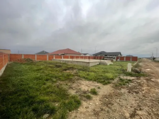 Teren intravilan, fundatie proiect casa, gard si utilitati-Zona Cheriu