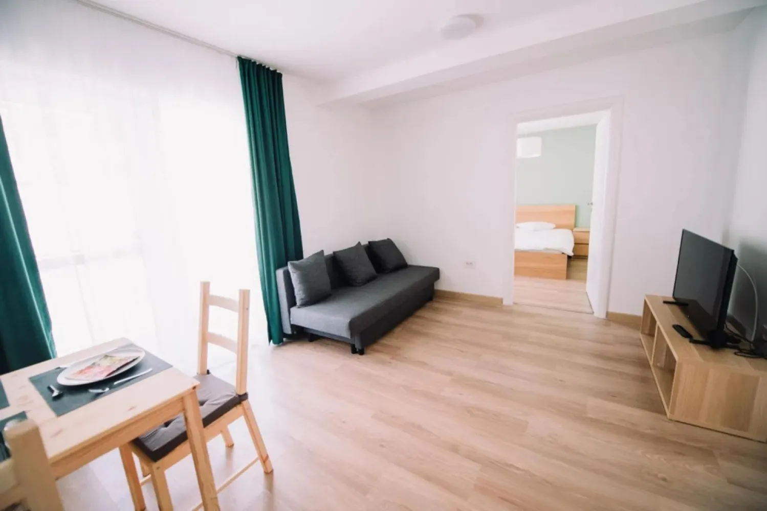 Ap cu 2 camere la cheie, mobilat/utilat + parcare inclusă-99000 e+tva