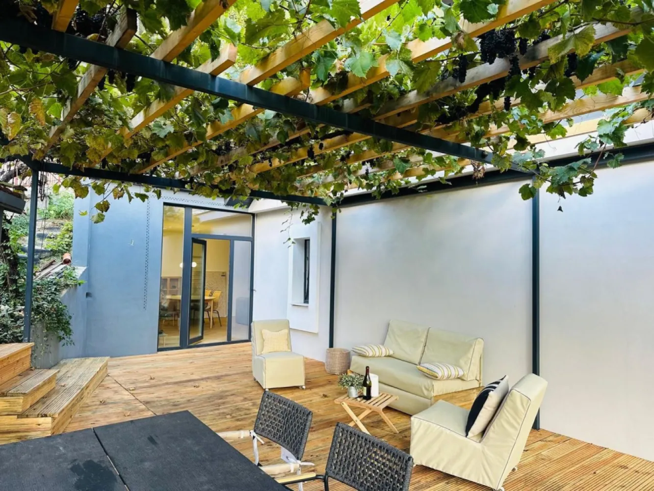 Casă parter, luminoasă, – vizavi de Spitalul Județean-387.000 EURO neg