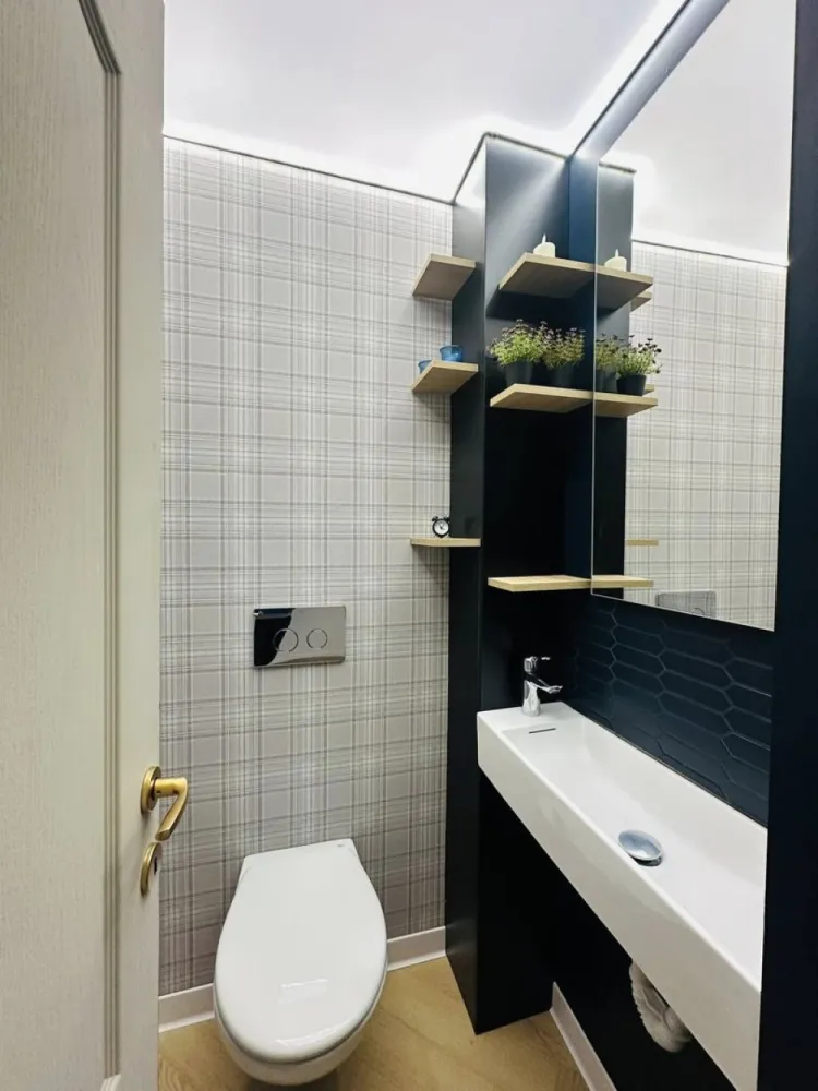 Casă parter, luminoasă, – vizavi de Spitalul Județean-387.000 EURO neg