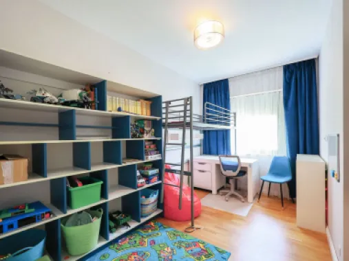 Vilă cu piscină, mobilată și utilată. Comision 0%. 410.000 Euro neg