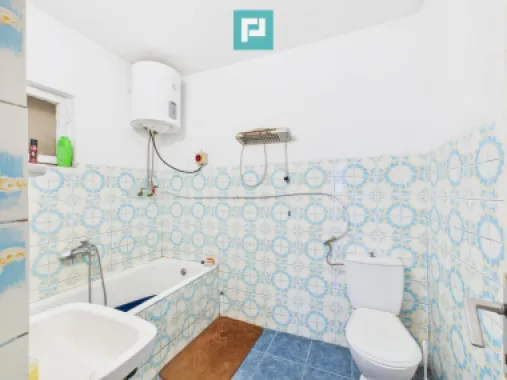 Casă cu 4 camere în Nădab