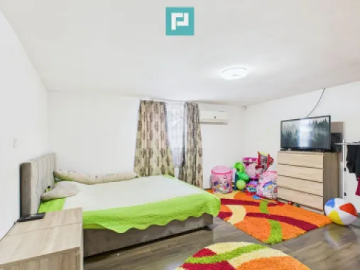 Casă individuală în Lipova