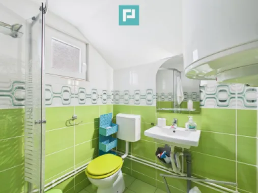 Casă individuală în Lipova