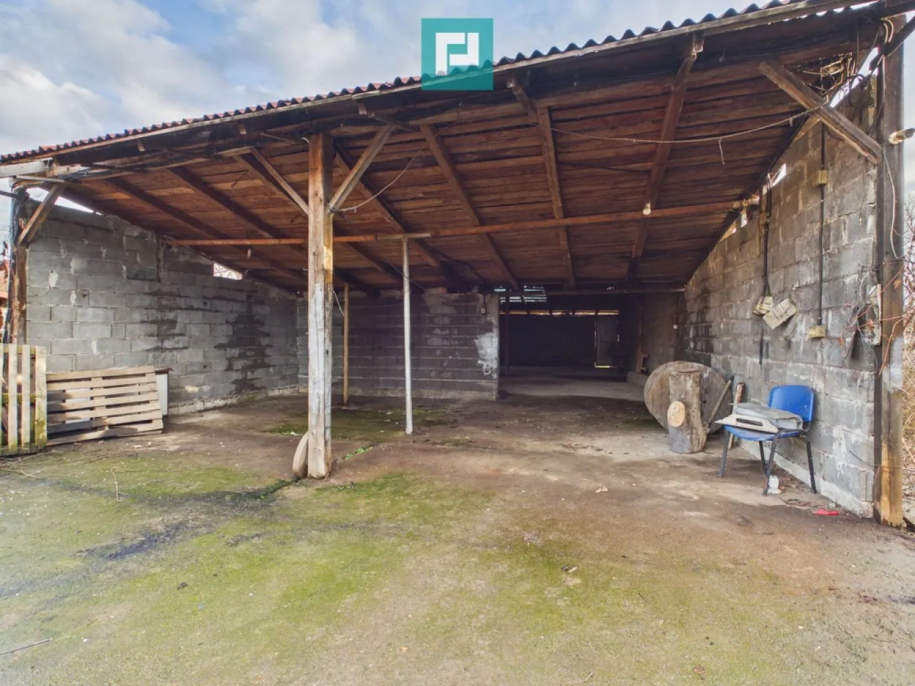 Casă 70mp + Hală 100mp, Str. Navigatorilor, Oradea