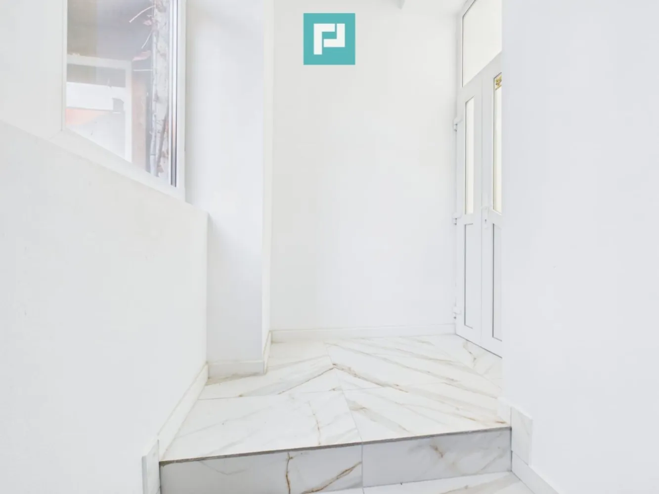 Apartament spectaculos ultracentral de închiriat