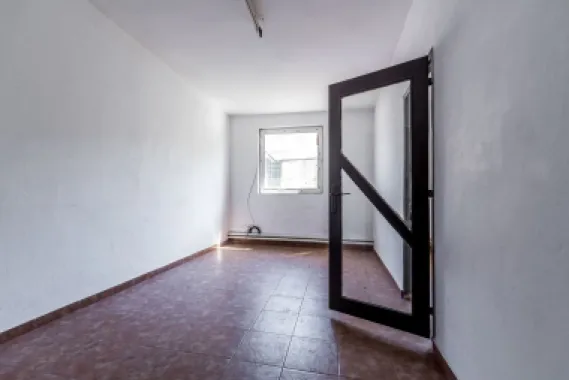Casă individuală cu potențial comercial excelent in cartierul Vlaicu